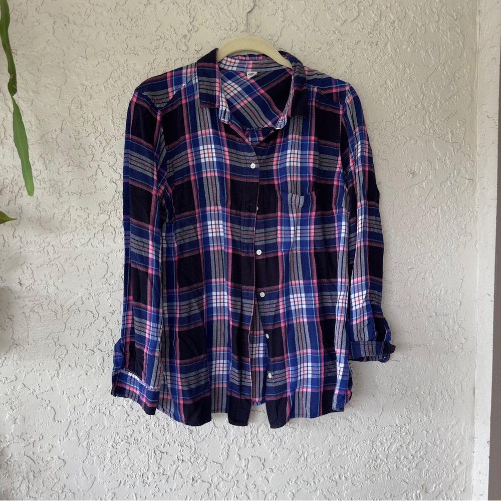 Old Navy soft plaid button up blue/pink